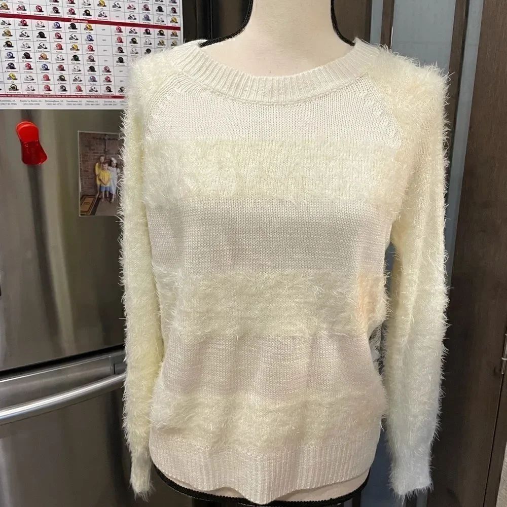 NWT Versona Xoxo Top